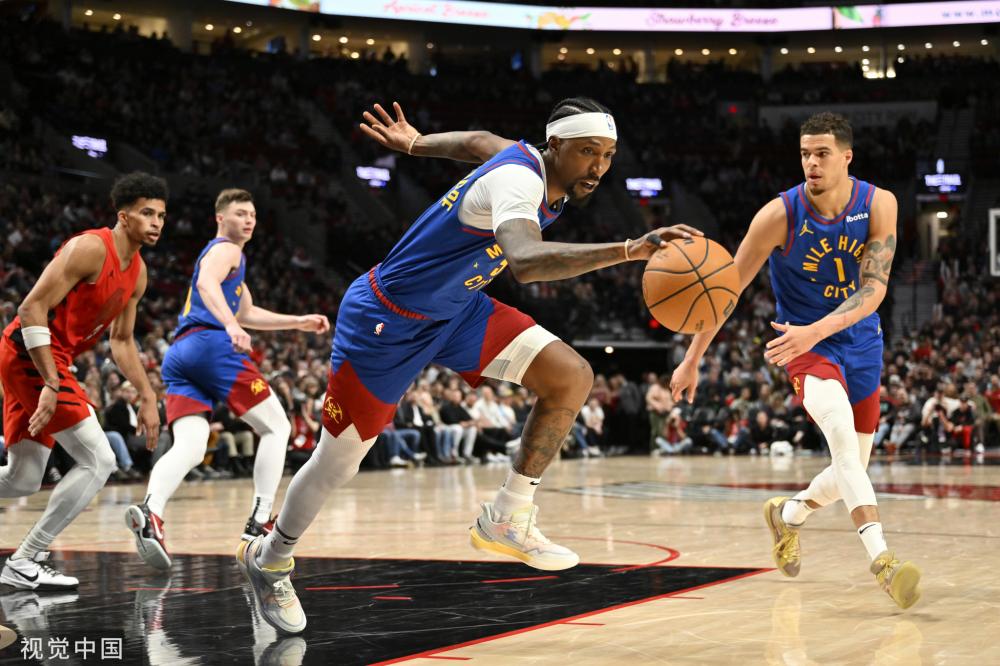 全队的积极 全队的积极