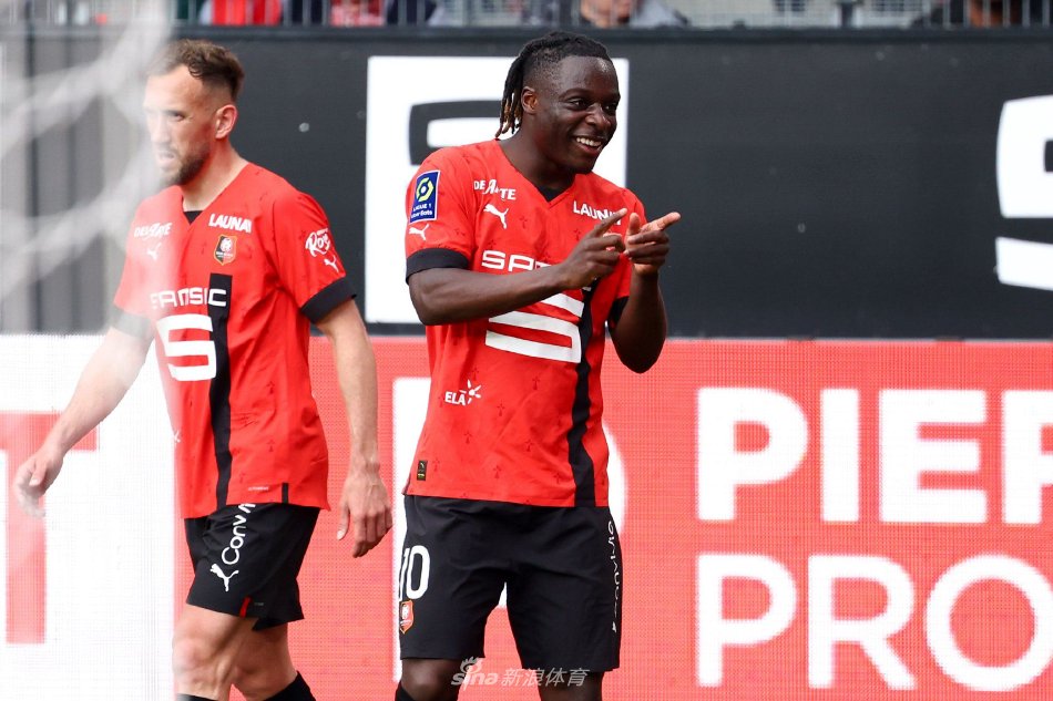 极的篮板球 极的篮板球